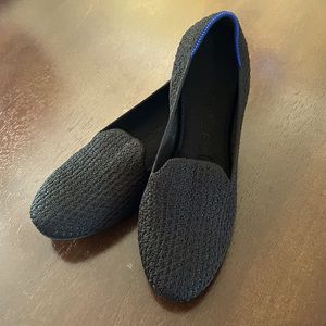 Rothy’s *LIKE NEW* Black Flat Loafers Size 7
